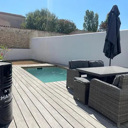 Lägenhet ღ Terrya - Piscine, Maison Cosy, Parking Thairé