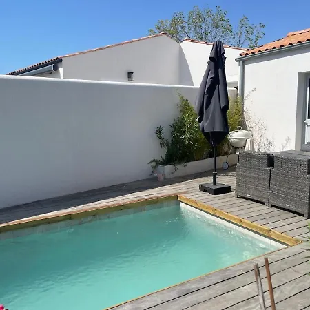 Lägenhet ღ Terrya - Piscine, Maison Cosy, Parking Thairé